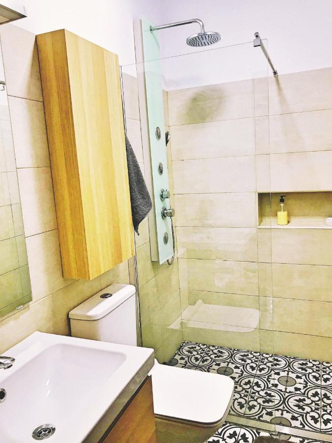 Town House With Patio In Quiet Residential Area 10 Min From Beach Torremolinos Bilik gambar