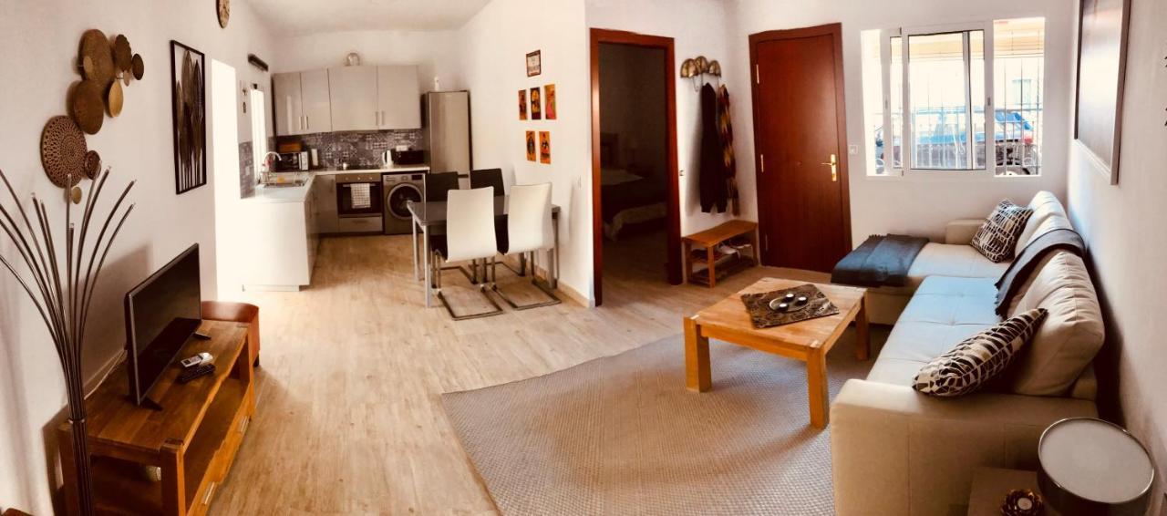 Town House With Patio In Quiet Residential Area 10 Min From Beach Torremolinos Luaran gambar